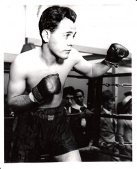 Davey Abad boxer