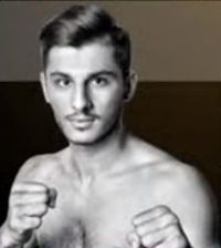 Binali Shakhmandarov boxer