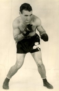 Moon Mullins boxer