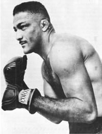 Paulo Sacoma boxer