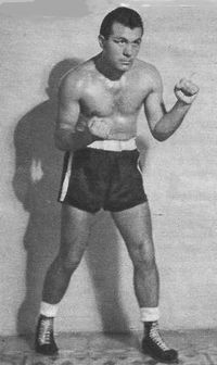 Angelo Brisci boxer