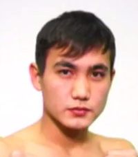 Azatbek Zhumadilla boxeador