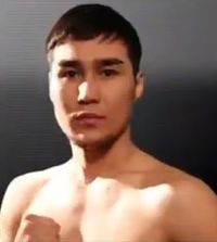 Raiymbek Tukenov boxeur