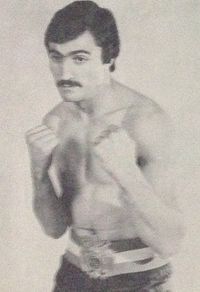 Jose Luis Heredia boxer